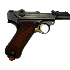 Alternative view of WW1 German 1917-1920 DWM P.08 Artillery Luger Caliber 9mm Pistol (Original)