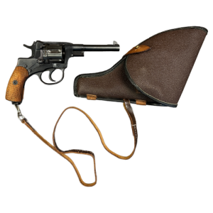 Alternative view of WW2 1940 Russian M1895 Nagant ZHO Revolver with Holster Rig (Original)