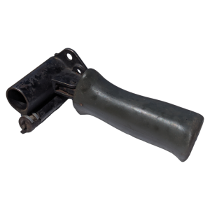 aug-charging-handle